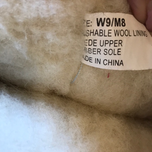 Women’s sheepskin EMU Boots Baby Blue Sz W9/M8 - Picture 4 of 8